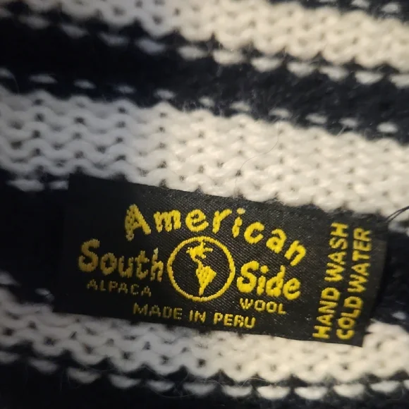 Alpaca Wool Nautical Striped Sweater with Lobster Design - Picture 2 of 6